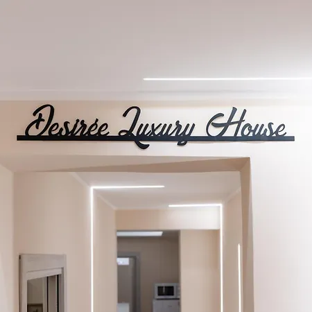 Desiree Luxury House- Vasca Idromassaggio Ferienhaus Catania