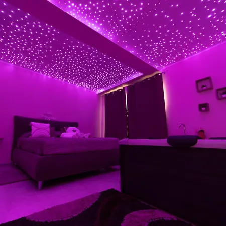 Desiree Luxury House- Vasca Idromassaggio Ferienhaus *