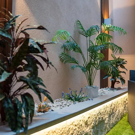 Desiree Luxury House- Vasca Idromassaggio