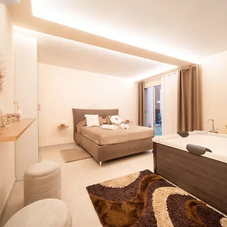 Ferienhaus Desiree Luxury House- Vasca Idromassaggio Catania