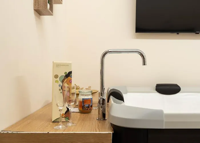 Feriehus Desiree Luxury House- Vasca Idromassaggio Catania