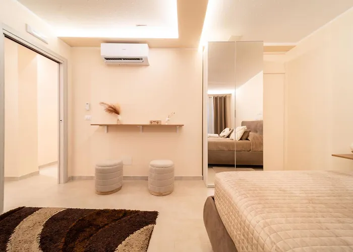 Feriehus Desiree Luxury House- Vasca Idromassaggio Catania