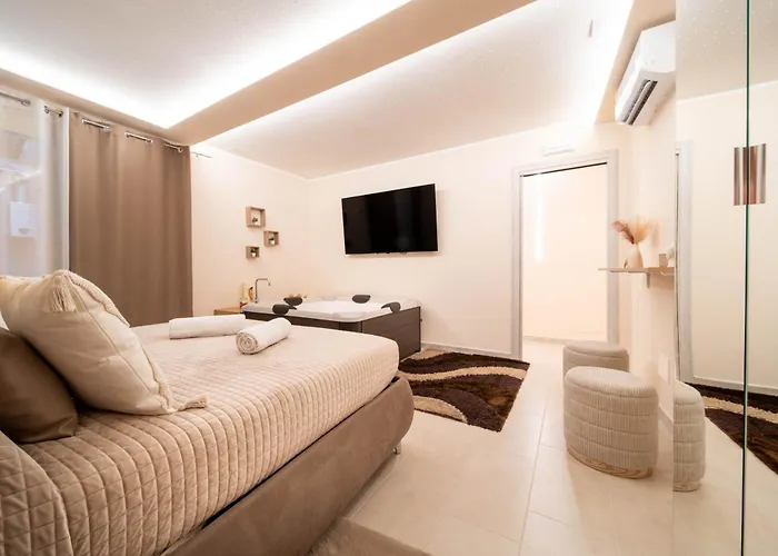 Desiree Luxury House- Vasca Idromassaggio Feriehus